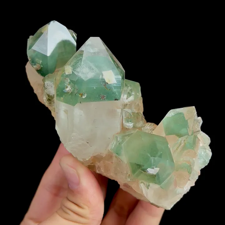 Natural Green Phantom Quartz, Mineral Specimen: Madagascar (105*50*50MM) - image 5