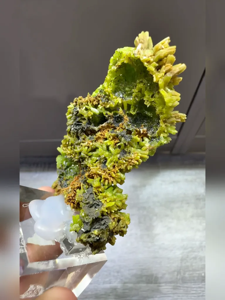 Natural  Green Plumbogummite comes from Guilin,Guangxi 50*25*70MM - image 6