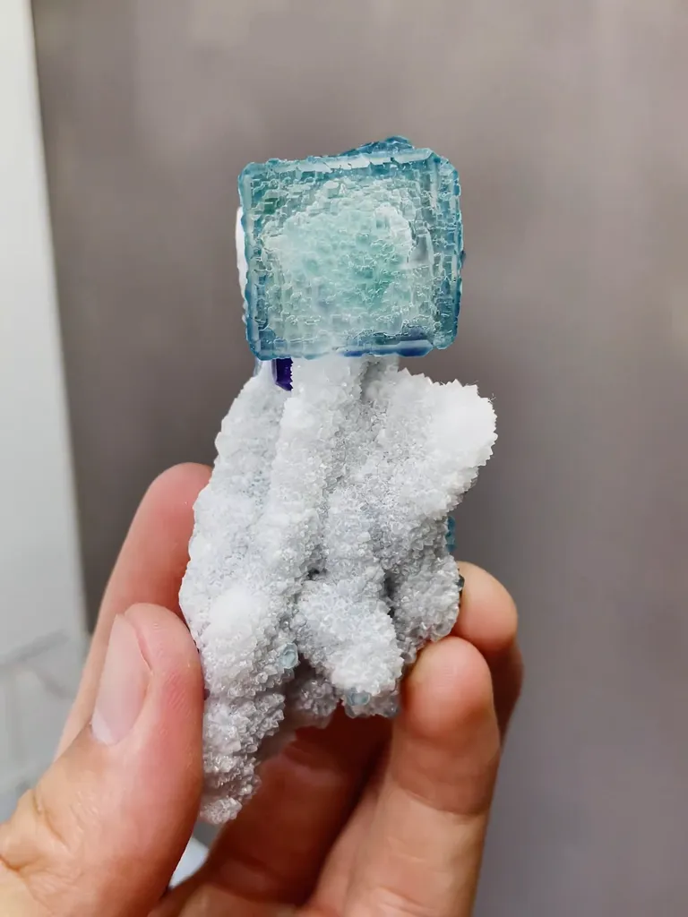 Natural Green QR Code Fluorite and Quartz coexist comes from Fujian,China 27*30*80MM - image 3