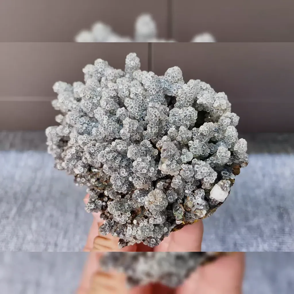 Natural Green Quartz Cluster and Calcite Symbiosis  comes from Shizhuyuan,Hunan 115*75*45MM - image 2