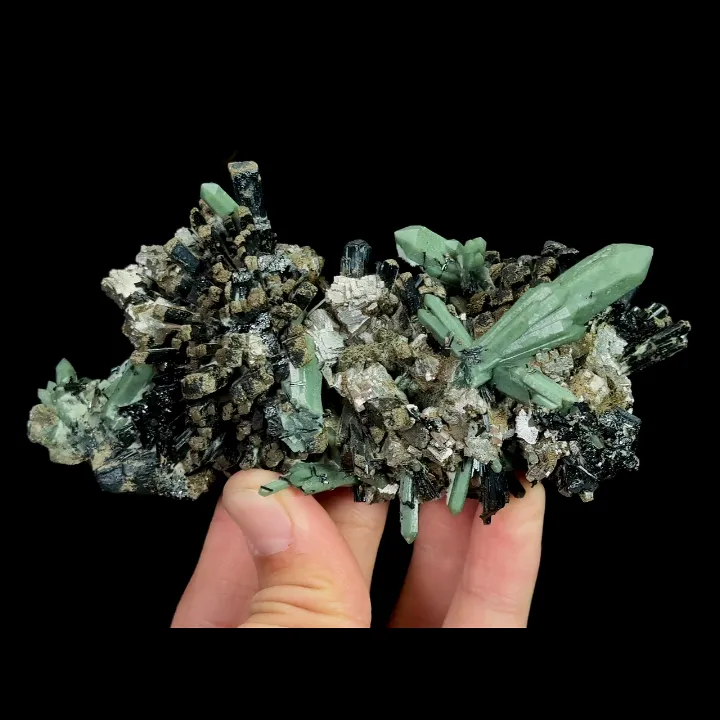 Natural Green Quartz Cluster and Hedenbergite, Mineral Specimen: Inner Mongolia,China (110*65MM) - image 5