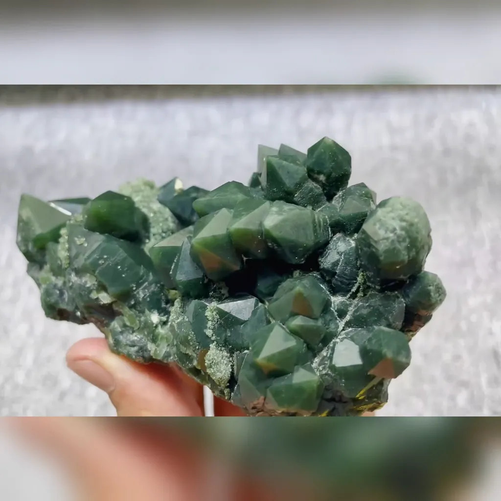 Natural Green Quartz Cluster comes from Inner Mongolia,China 110*55*40MM - image 5
