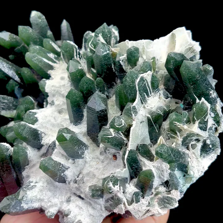 Natural Green Quartz Cluster, Mineral Specimen: Inner Mongolia (145*140*65MM) - image 4