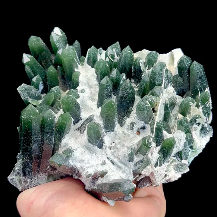 Natural Green Quartz Cluster, Mineral Specimen: Inner Mongolia (145*140*65MM) - image 2