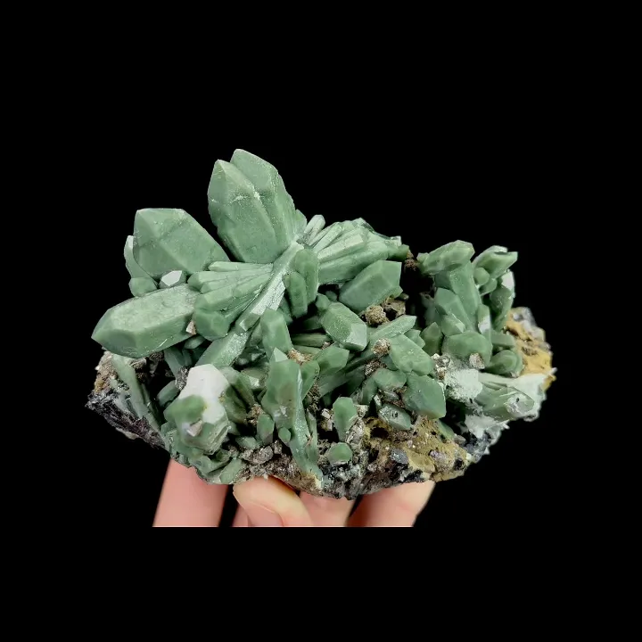Natural Green Quartz Cluster, Mineral Specimen: Inner Mongolia,China (140*70*85MM) - image 3