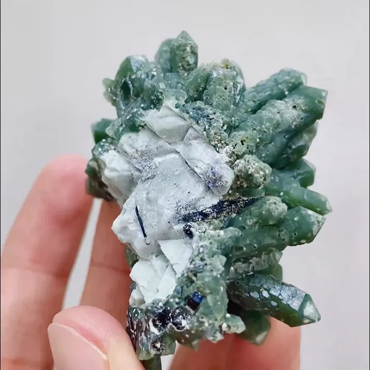 Natural Green Quartz Cluster, Mineral Specimen: Inner Mongolia,China （60*50*30MM） - image 7