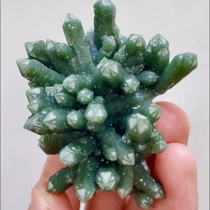 Natural Green Quartz Cluster, Mineral Specimen: Inner Mongolia,China （60*50*30MM） - image 5
