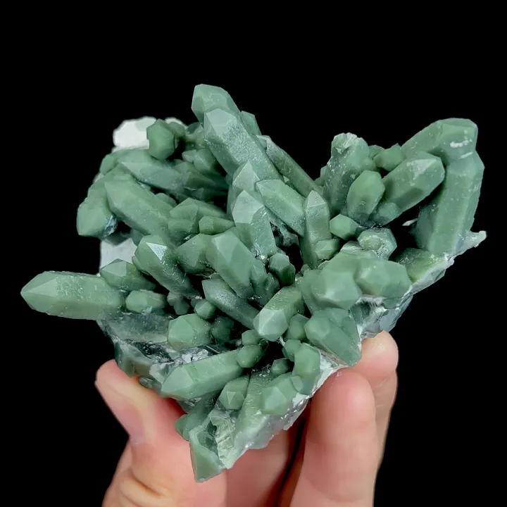 Natural Green Quartz Cluster, Mineral Specimen: Inner Mongolia,China (75*60*40MM) - image 3