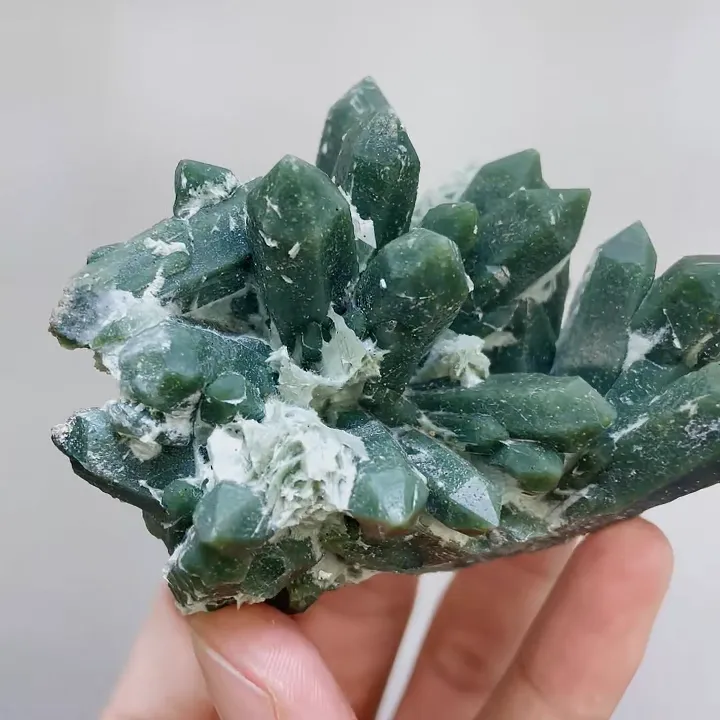 Natural Green Quartz Cluster, Mineral Specimen: Inner Mongolia,China (80*60*50mm) - image 3