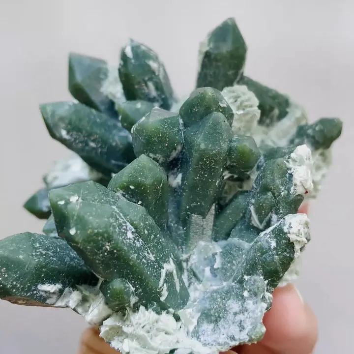 Natural Green Quartz Cluster, Mineral Specimen: Inner Mongolia,China (80*60*50mm) - image 4