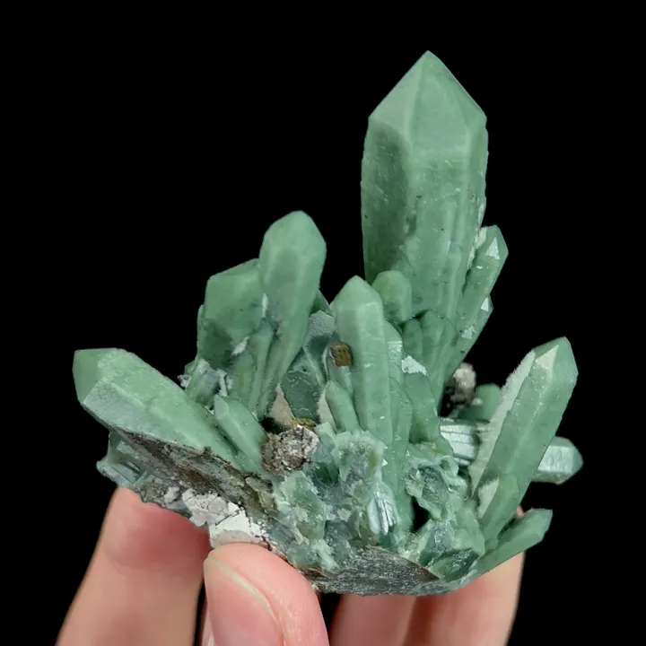 Natural Green Quartz Cluster, Mineral Specimen:Inner Mongolia,China (70*35*65MM) image