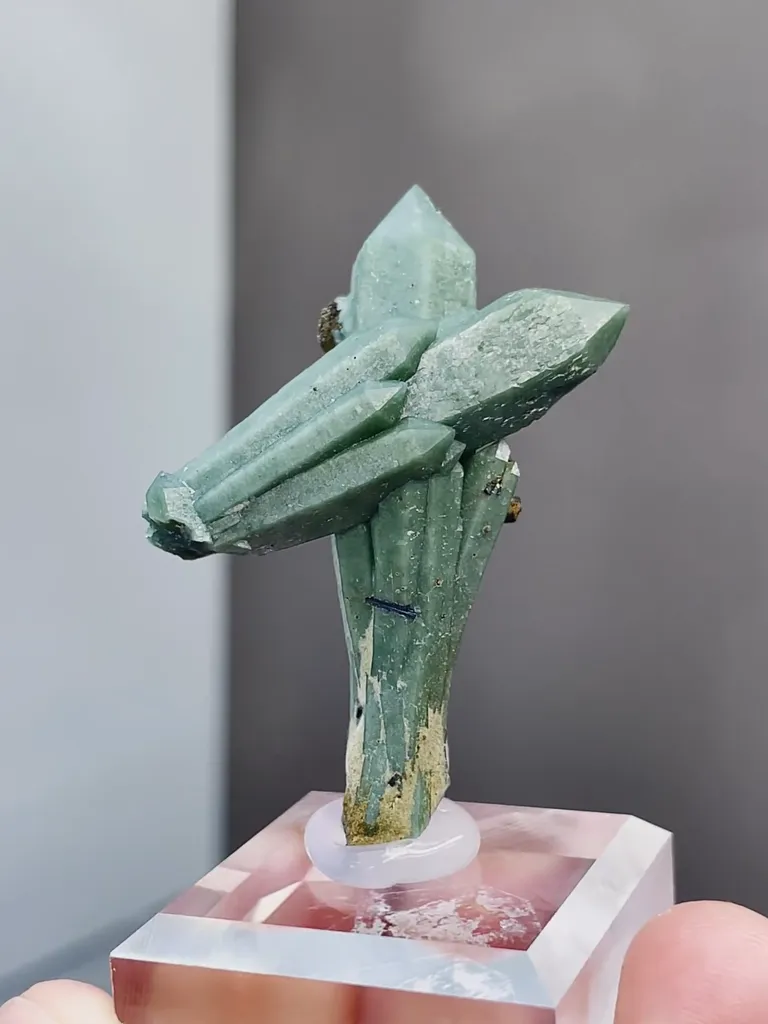 Natural Green Quartz Crystal Tower comes from Huanggangliang,Inner Mongolia 30*19*40MM - image 2