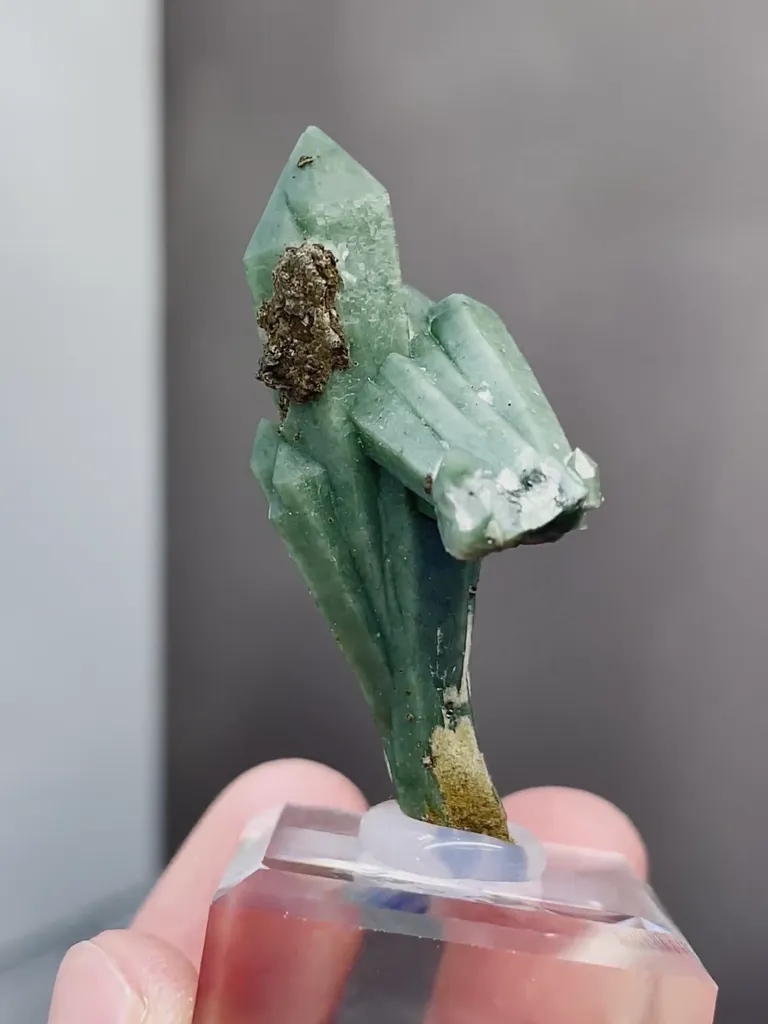 Natural Green Quartz Crystal Tower comes from Huanggangliang,Inner Mongolia 30*19*40MM - image 6