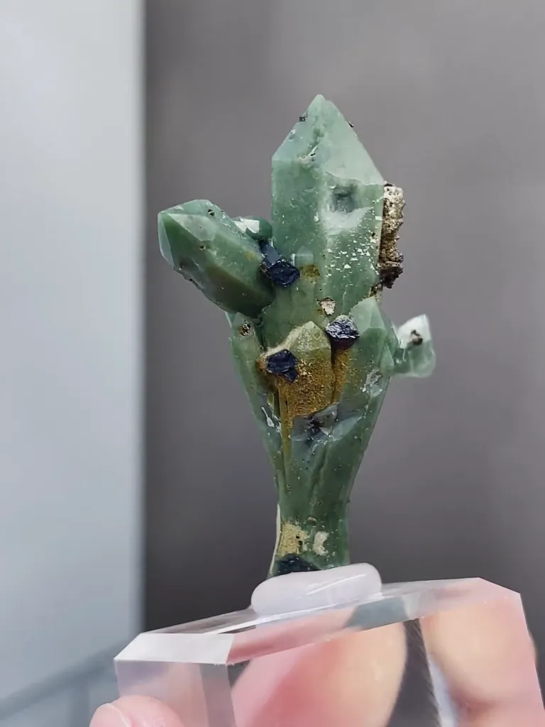 Natural Green Quartz Crystal Tower comes from Huanggangliang,Inner Mongolia 30*19*40MM - image 4
