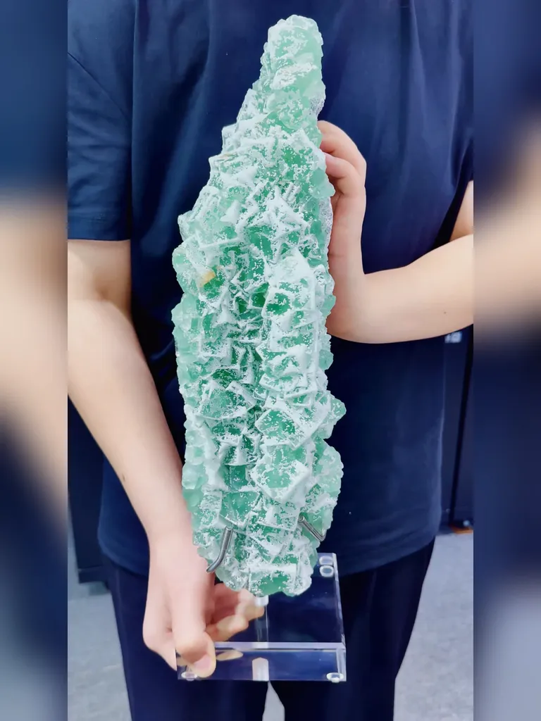Natural Green Sugar Fluorite comes from Fujian,China 380*120*130MM image