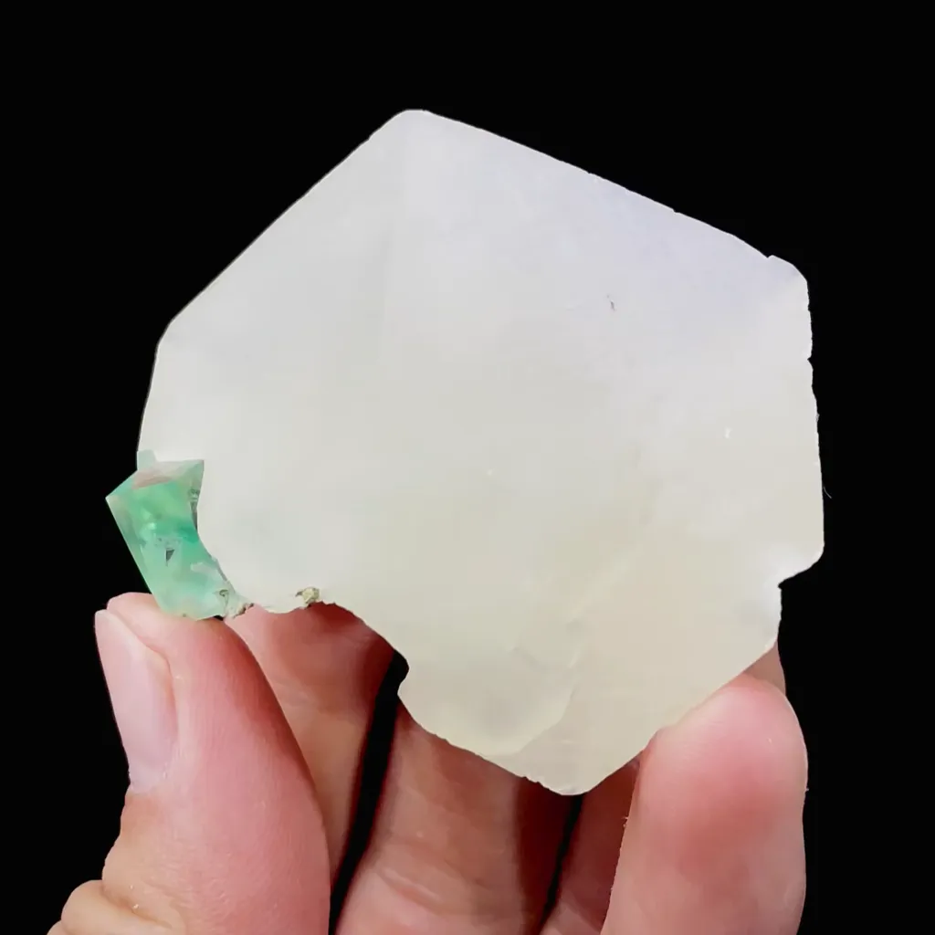 Natural Green Transparent Cubic Fluorite and Calcite Symbiosis comes from Xianghualing,Hunan 55*55*20MM image