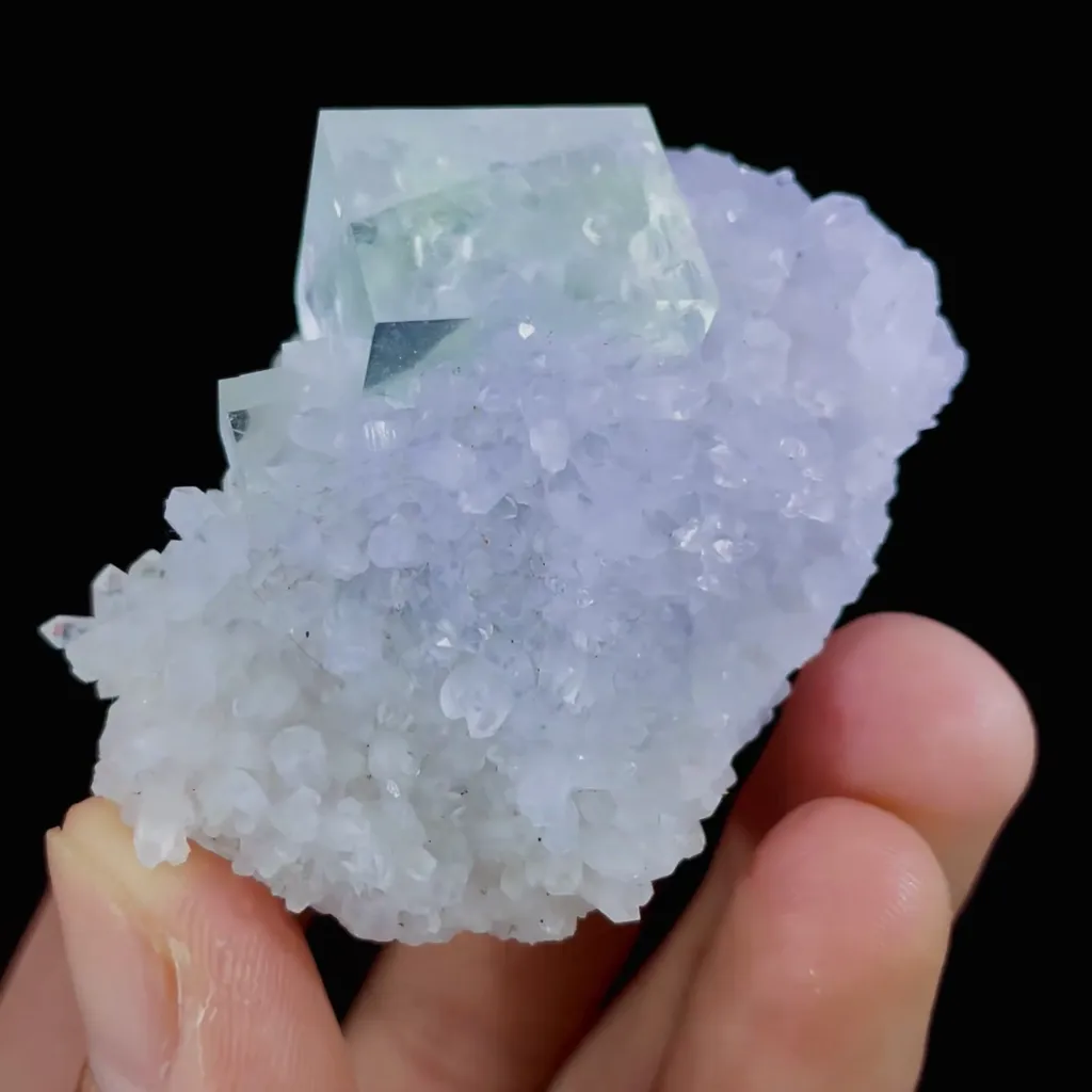 Natural Green Transparent Cubic Fluorite and Quartz Symbiosis comes from Zhejiang,China 40*50*30MM - image 4