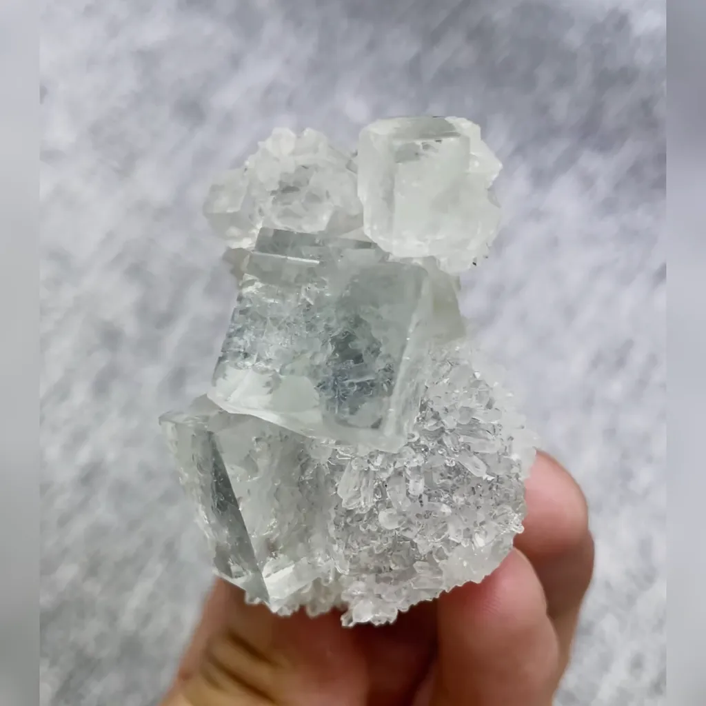 Natural Green Transparent Cubic Fluorite and Quartz Symbiosis comes from Zhejiang,China 60*50*30MM - image 3