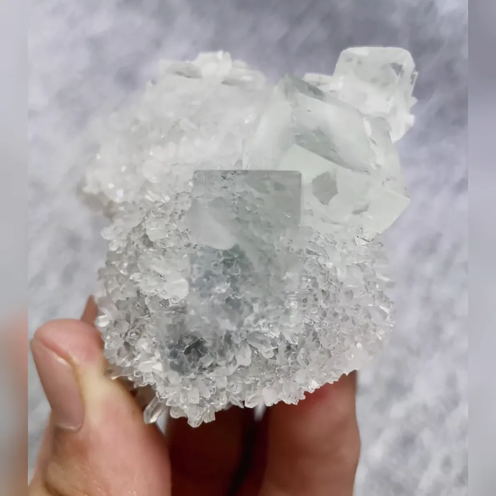 Natural Green Transparent Cubic Fluorite and Quartz Symbiosis comes from Zhejiang,China 60*50*30MM - image 2