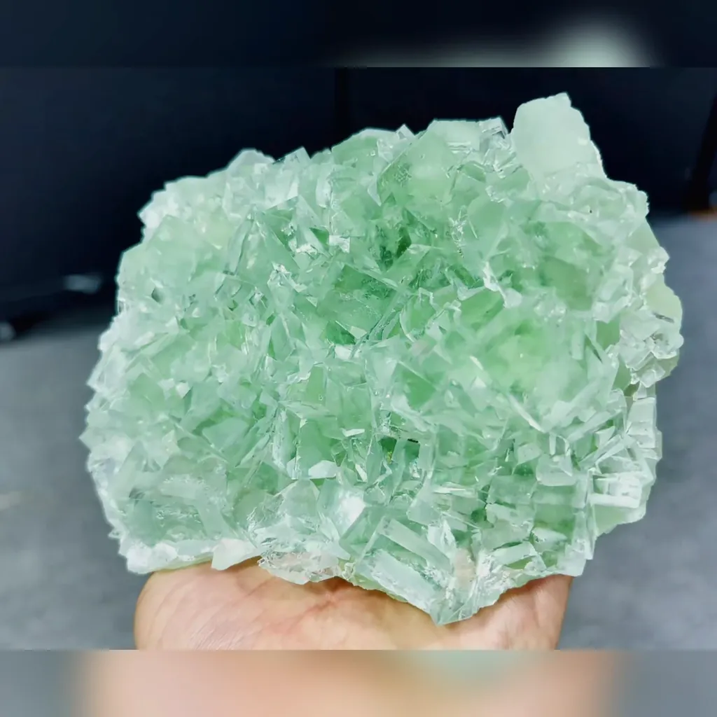 Natural Green Transparent Cubic Fluorite comes from Xianghualing,Hunan 130*100*50MM - image 2