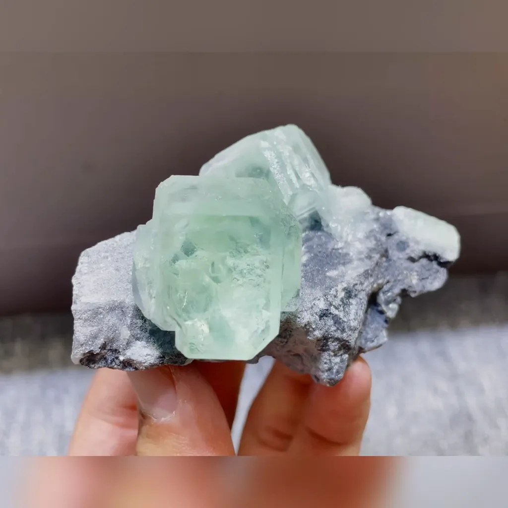 Natural Green Transparent Cubic Fluorite comes from Xianghualing,Hunan 80*55*40MM - image 5