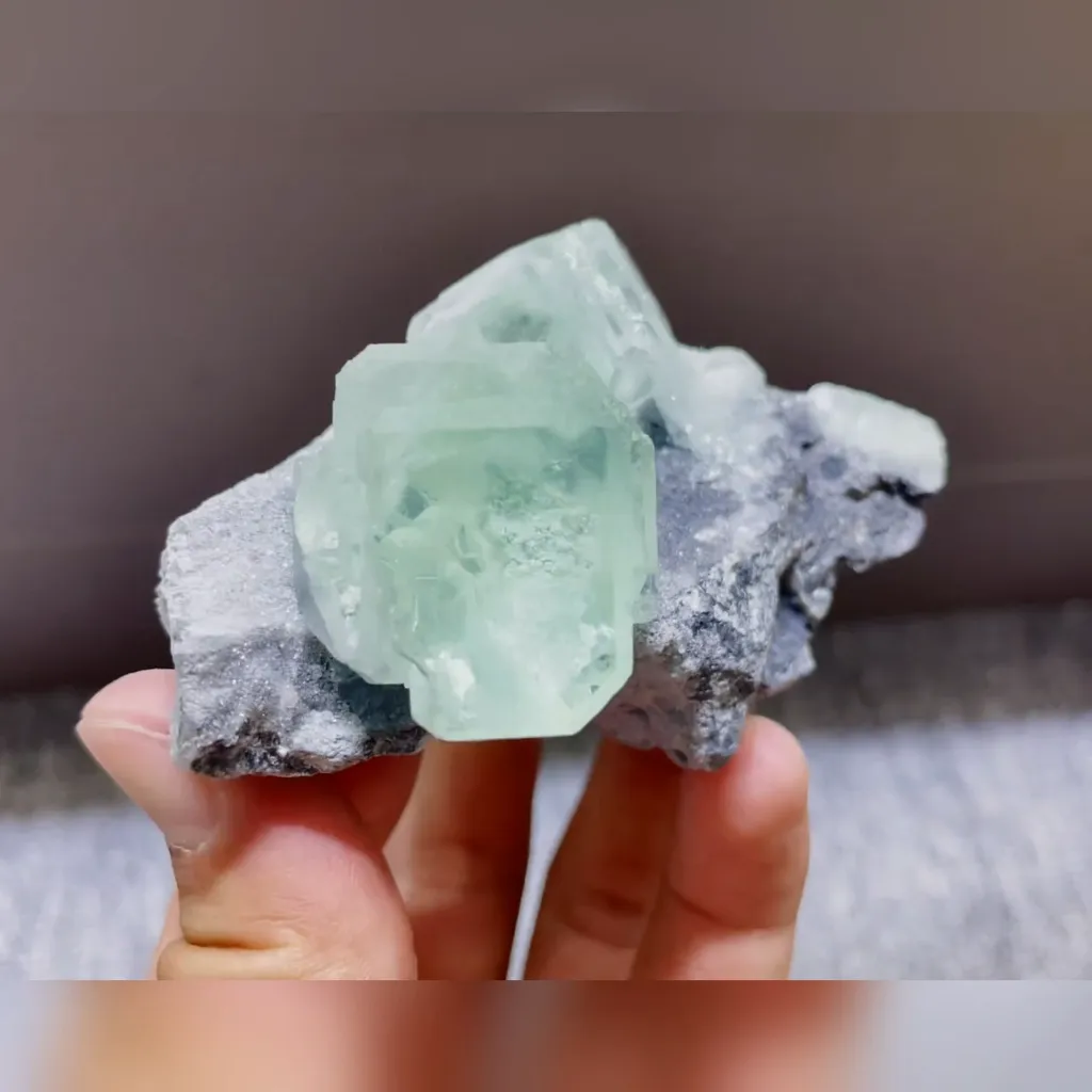 Natural Green Transparent Cubic Fluorite comes from Xianghualing,Hunan 80*55*40MM - image 2