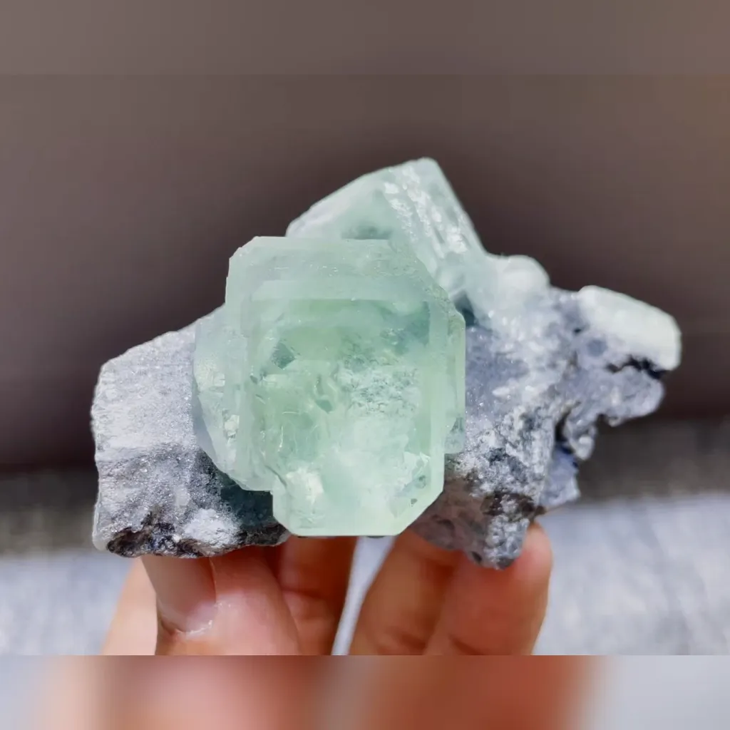 Natural Green Transparent Cubic Fluorite comes from Xianghualing,Hunan 80*55*40MM image