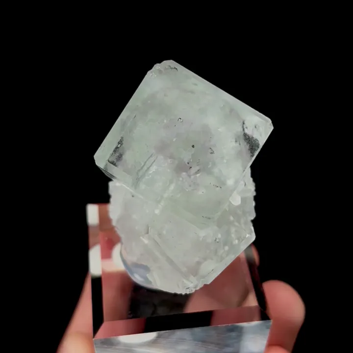 Natural Green Transparent Cubic Fluorite, Mineral Specimen:Xianghualing,Hunan (35*40*40MM) image