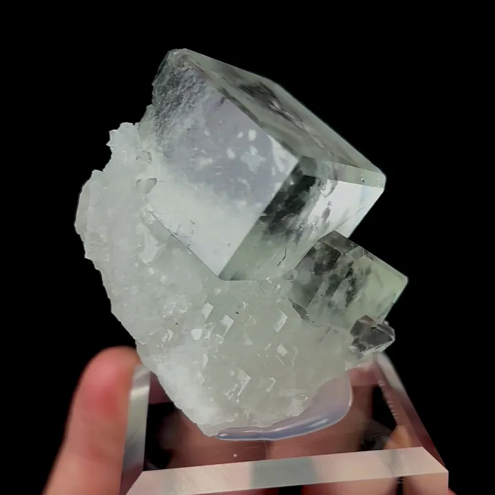 Natural Green Transparent Cubic Fluorite, Mineral Specimen:Xianghualing,Hunan (35*40*40MM) - image 3