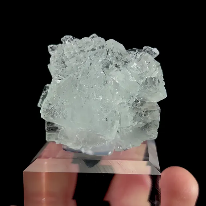 Natural Green Transparent Cubic Fluorite, Mineral Specimen:Xianghualing,Hunan (40*30*30MM) image