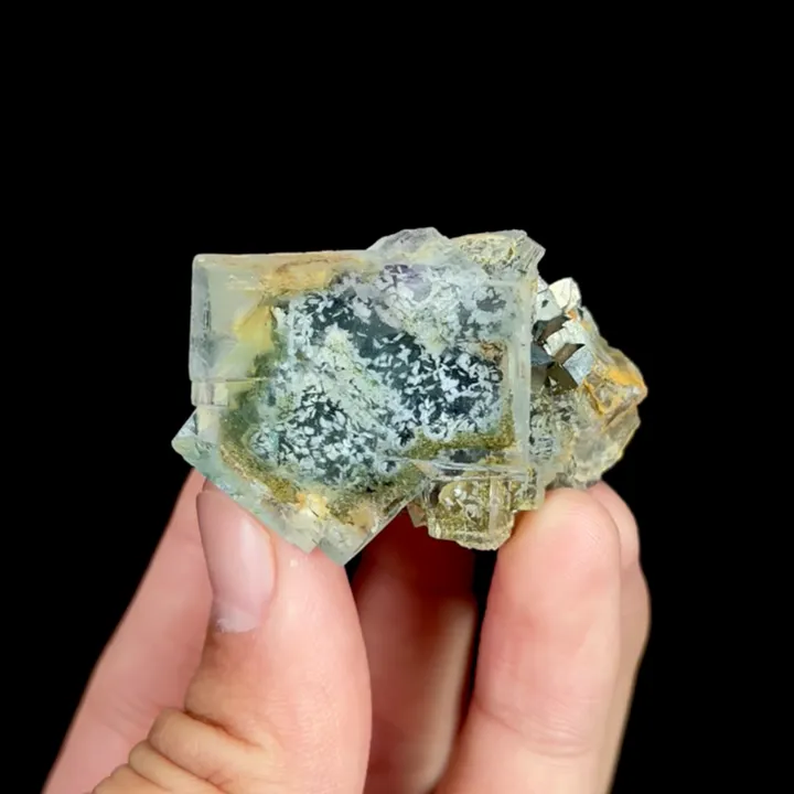 Natural Green Transparent Cubic Fluorite, Mineral Specimen:Xianghualing,Hunan (45*30*30MM) image