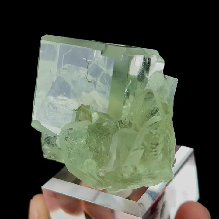 Natural Green Transparent Cubic Fluorite, Mineral Specimen:Xianghualing,Hunan (55*45*45MM) - image 2