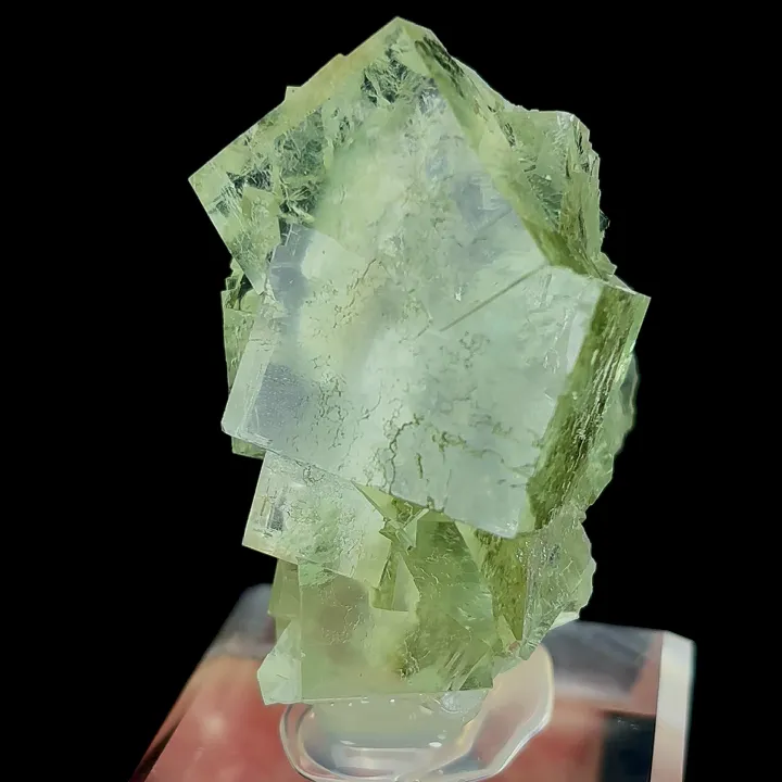 Natural Green Transparent Cubic Fluorite, Mineral Specimen:Zhejiang,China (30*50*35MM) image