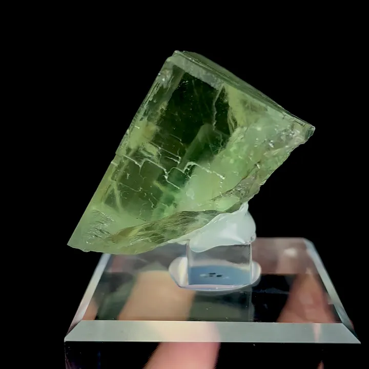 Natural Green Transparent Cubic Fluorite, Mineral Specimen:Zhejiang,China (55*35*45MM) - image 3
