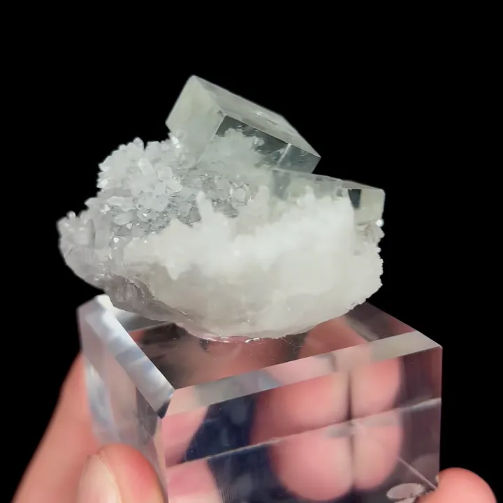 Natural Green Transparent Fluorite and Quartz, Mineral Specimen:Zhejiang,China (55*40*35MM) - image 4