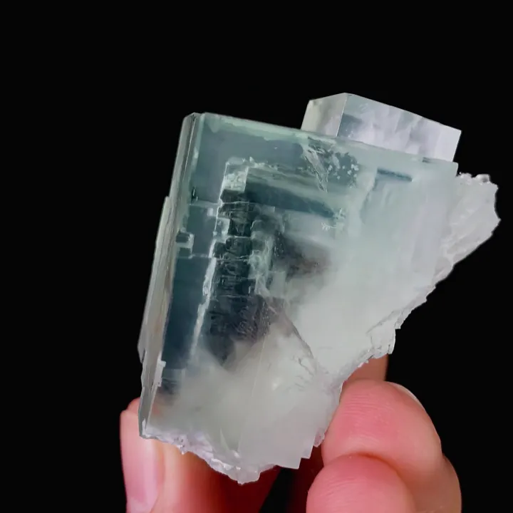 Natural Green Transparent Fluorite, Mineral Specimen:Xianghualing,Hunan (30*50*40MM) - image 3