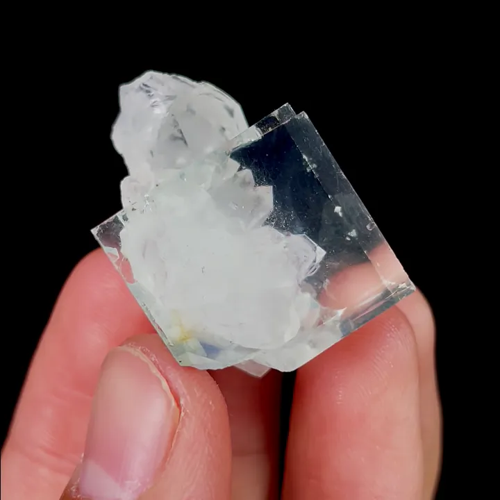 Natural Green Transparent Fluorite, Mineral Specimen:Zhejiang,China (30*25*20MM) - image 4