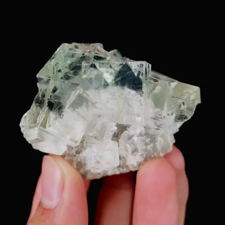 Natural Green Transparent Fluorite, Mineral Specimen:Zhejiang,China (35*40*35MM) - image 2