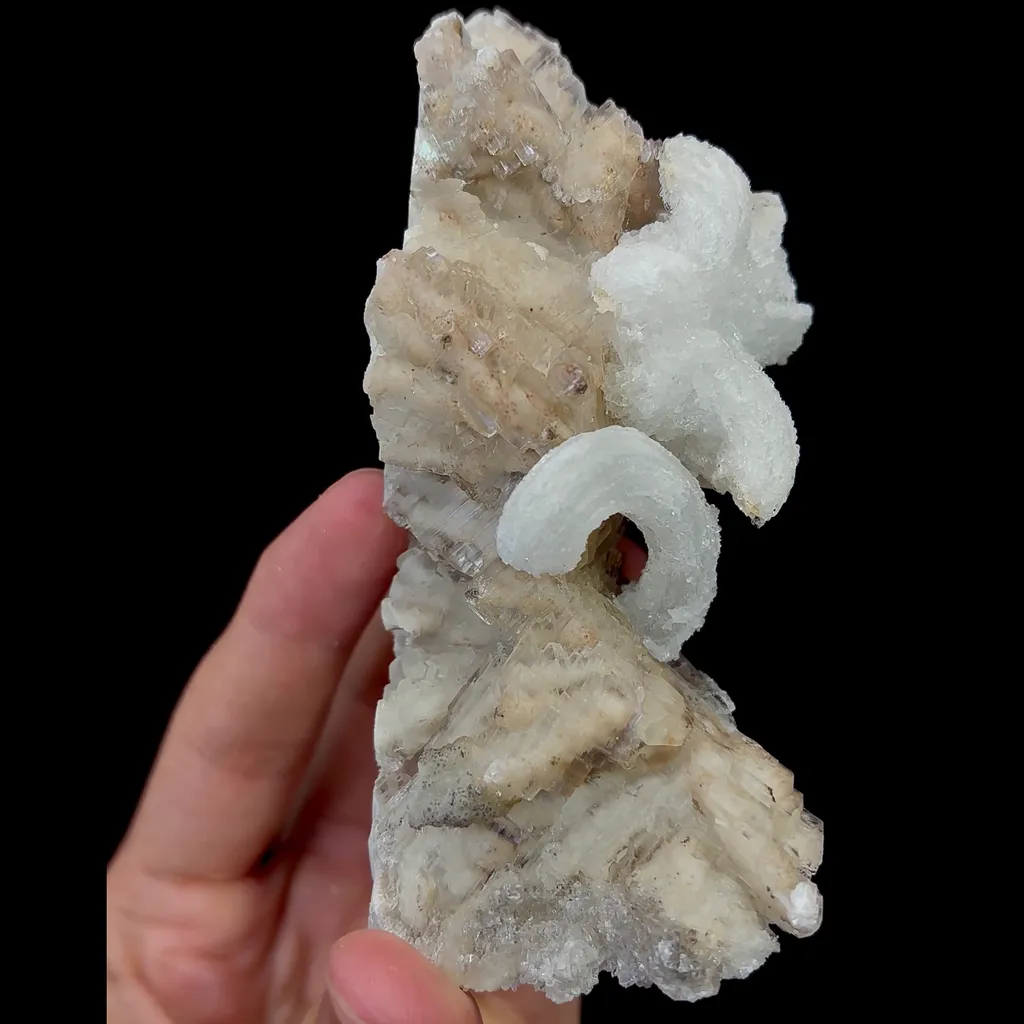 Natural Gypsum Mineral Specimen,High Quality Specimen,GUIZHOU,CHINA(120*53*44mm) - image 6
