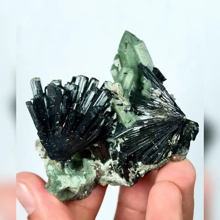 Natural Hedenbergite and Green Quartz Cluster, Mineral Specimen: Inner Mongolia,China (30*55*50MM) - image 3