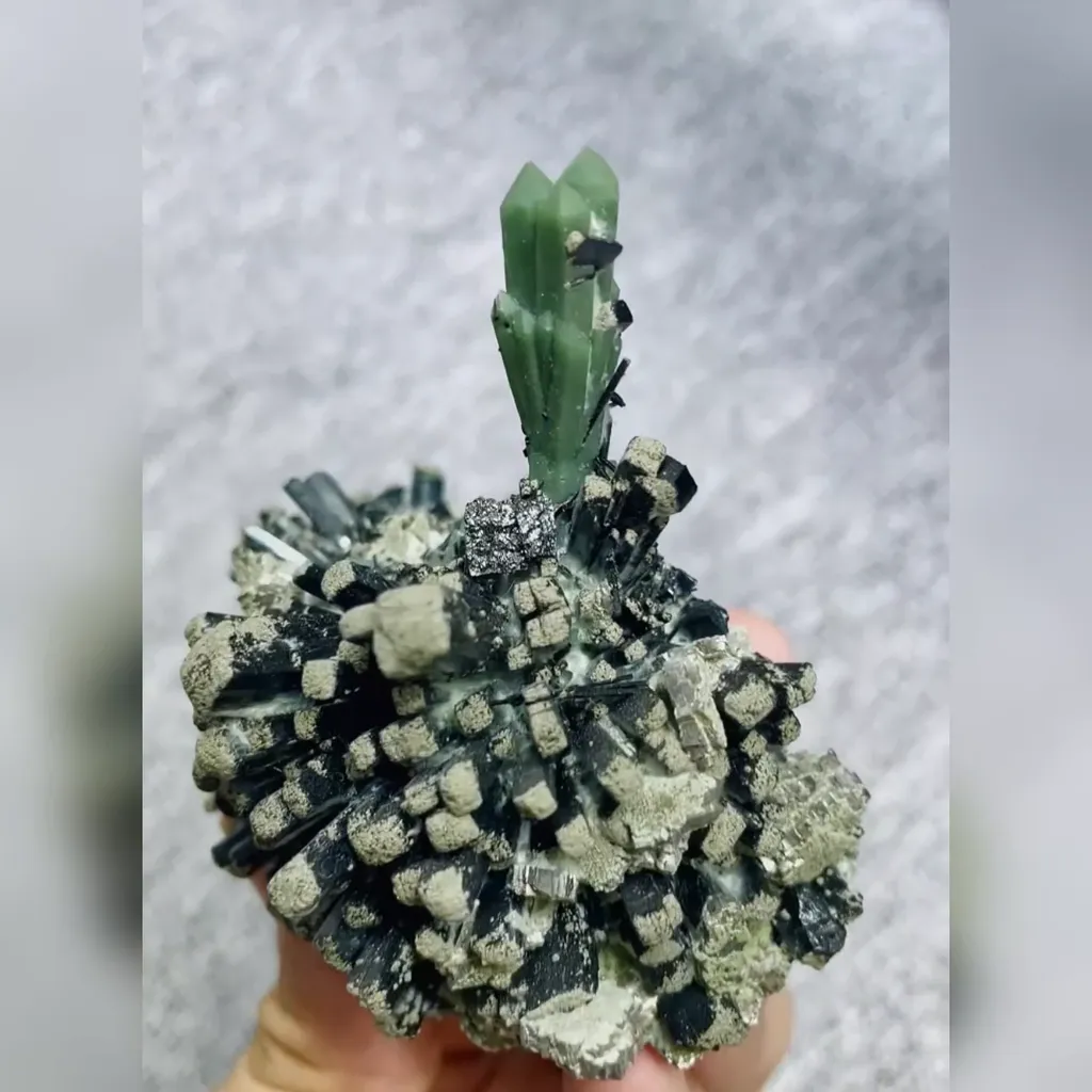 Natural Hedenbergite and Green Quartz Symbiosis comes from Inner Mongolia,China 75*55*60MM image