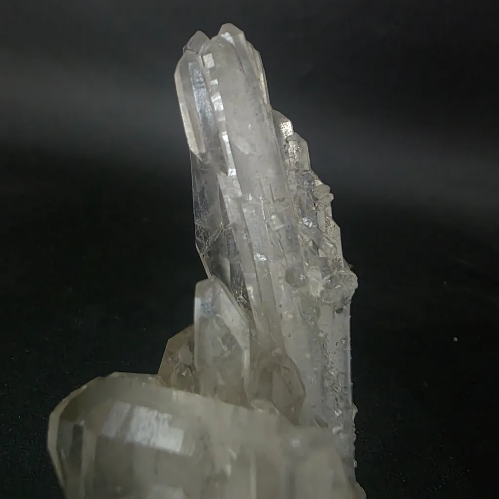 Natural Himalayan Quartz Crystal Cluster 250g – Raw Clear Quartz Points from Pakistan image