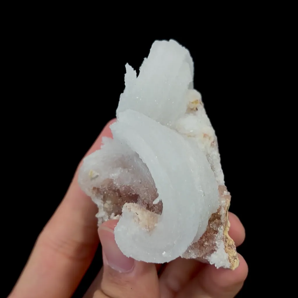 Natural Horn Gypsum Mineral Specimen,High Quality Specimen,GUIZHOU,CHINA(80*46*45mm) - image 3