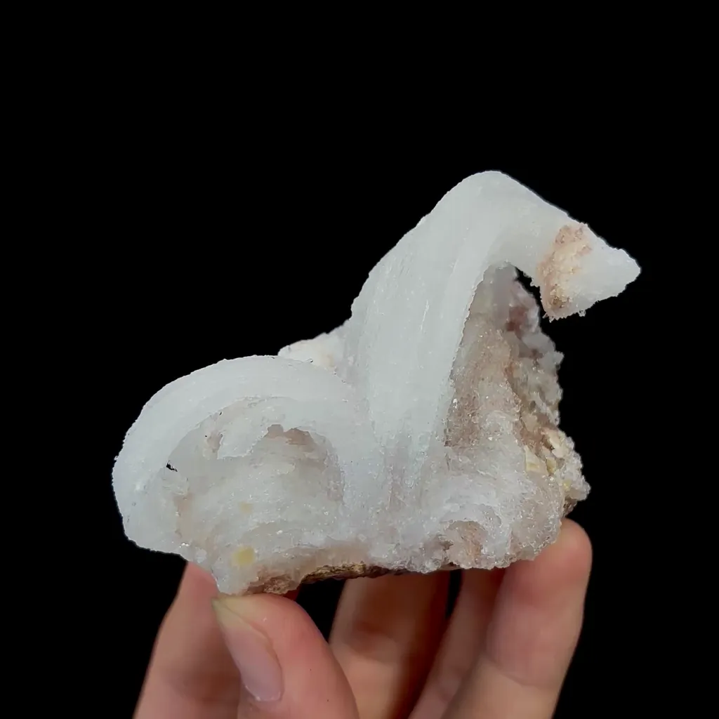 Natural Horn Gypsum Mineral Specimen,High Quality Specimen,GUIZHOU,CHINA(80*46*45mm) - image 5