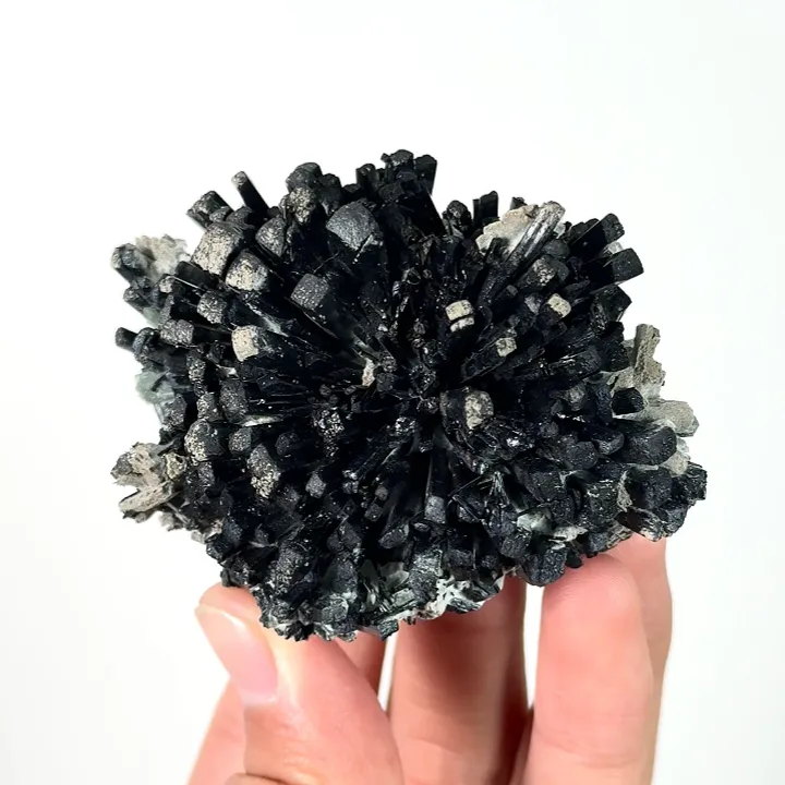 Natural Ilvaite,flower shape Mineral Specimen: NEIMNGGU (75*55mm) - image 2