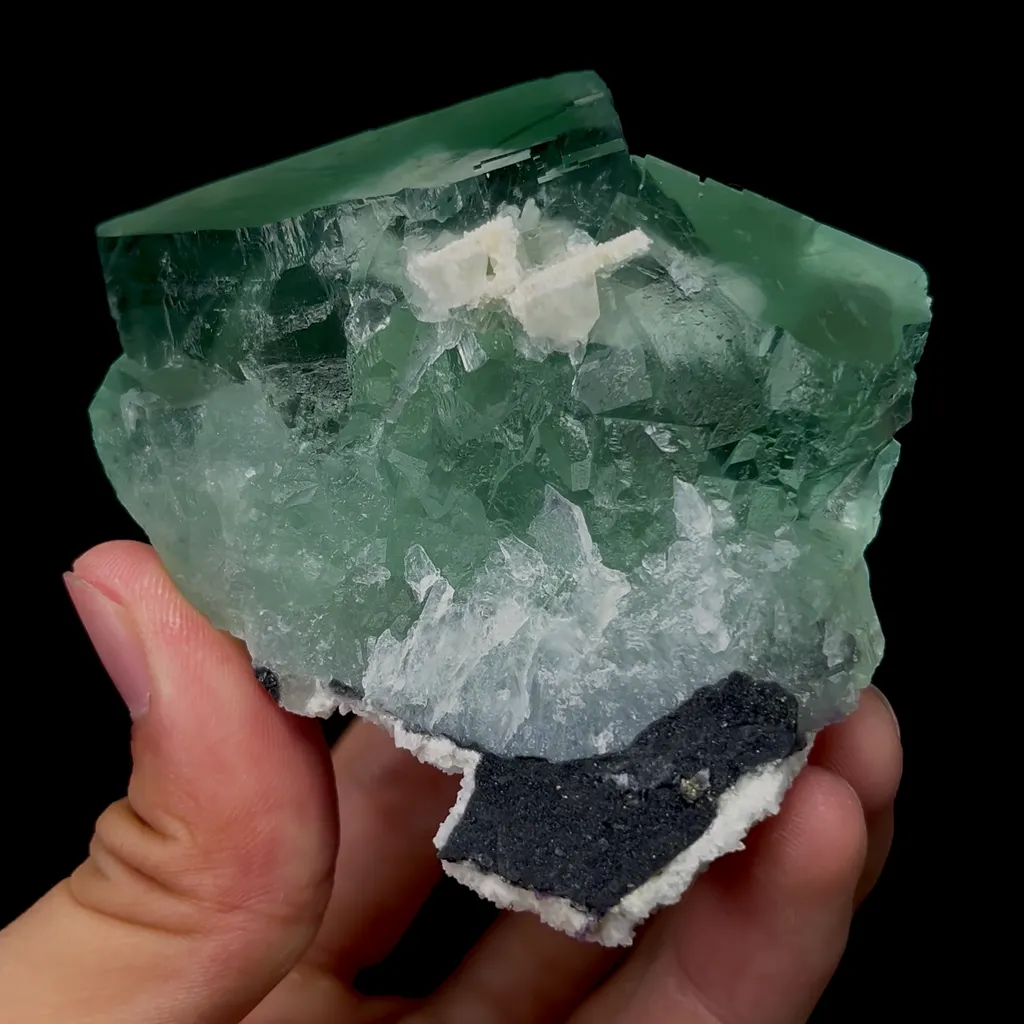 Natural Large Cubic Twin Fluorite Mineral Specimen,High Quality Specimen,ZHEJIANG,CHINA(75*78*40mm) - image 3