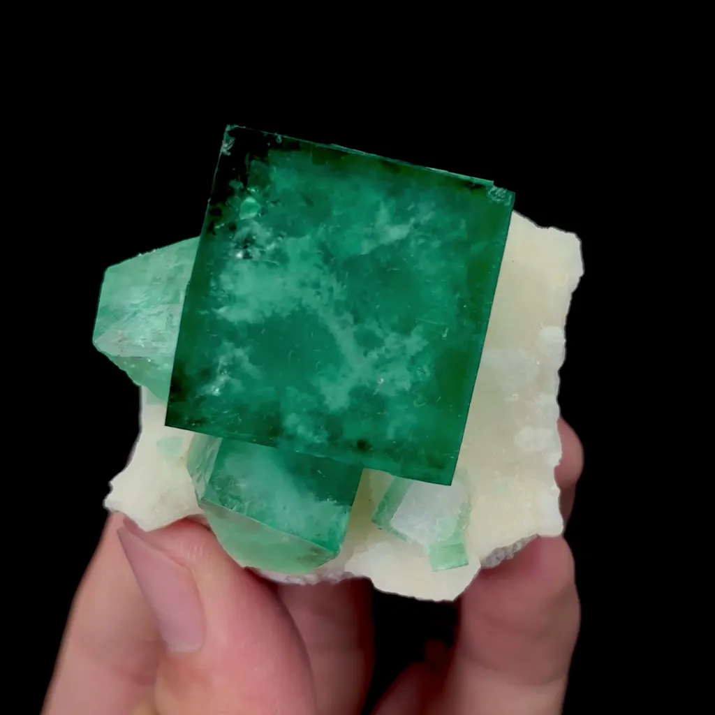 Natural Large Green Cubic Fluorite Mineral Specimen,High Quality Specimen,MADAGASCAR(53*47*40mm) - image 2