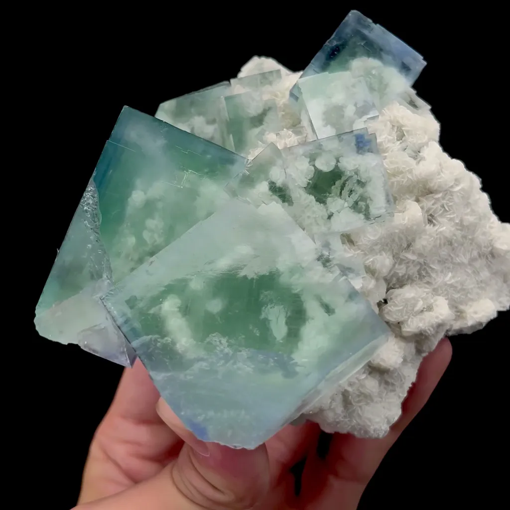 Natural Large Transparent Green Fluorite Mineral Specimen,High Quality Specimen,ZHEJIANG,CHINA(118*98*56mm) - image 3