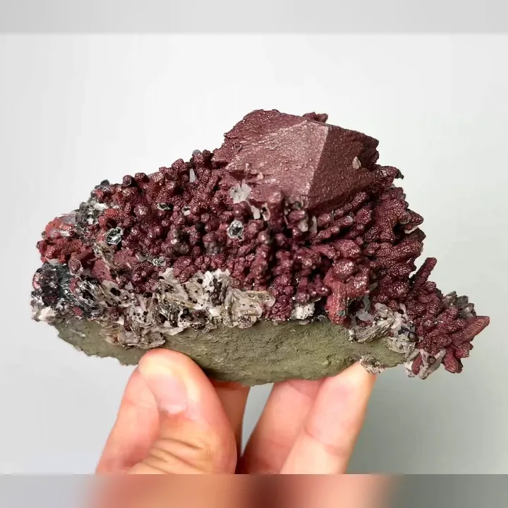 Natural Limonite and Calcite, Mineral Specimen:Fujian,China (110*70*60MM) image