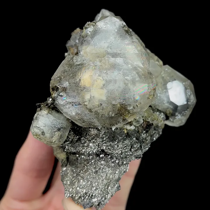 Natural Magnetite and Fluorite,Mineral Specimen:NEIMENG (100*60*90mm) - image 2
